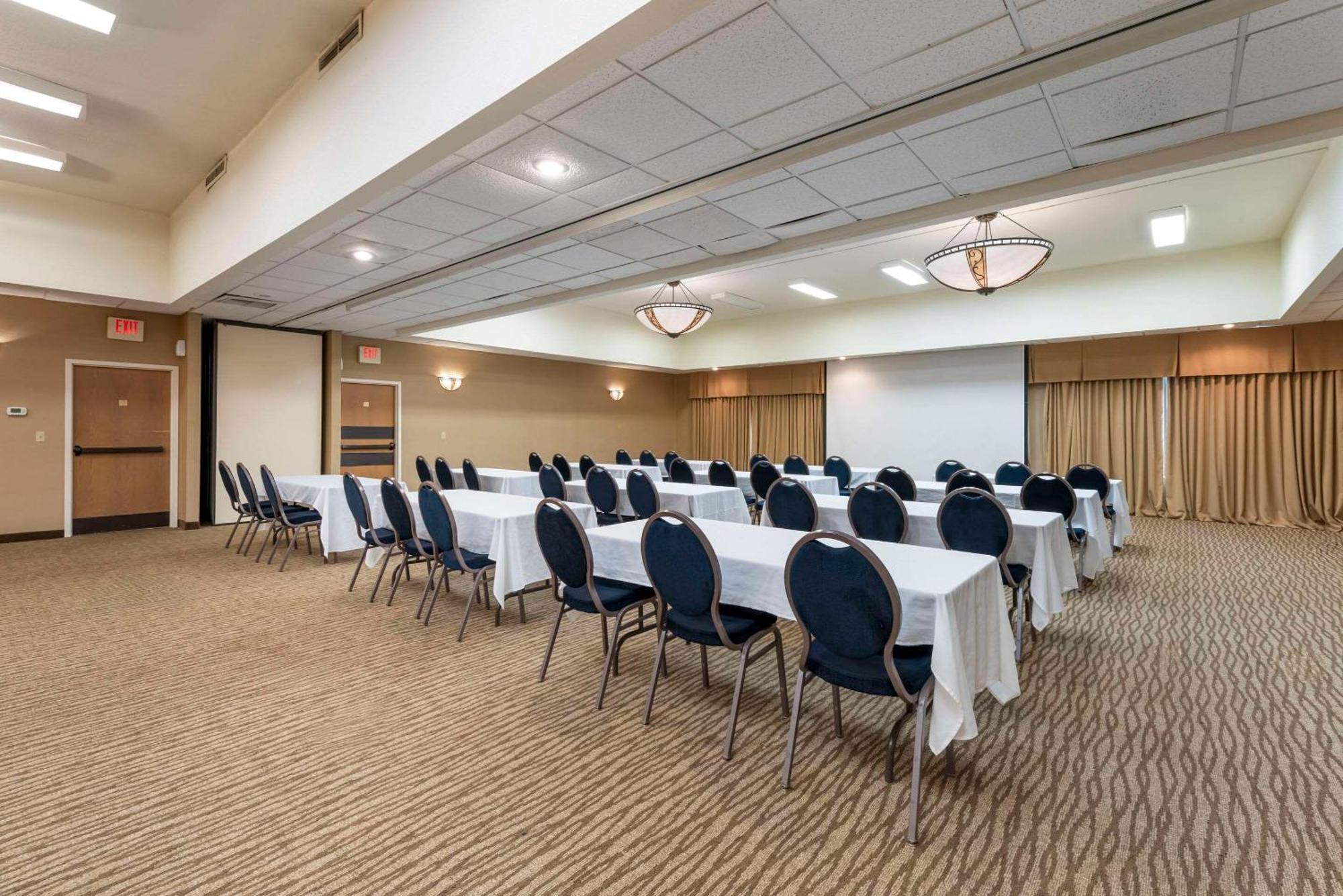 Comfort Inn & Suites Black River Falls I-94 Eksteriør bilde