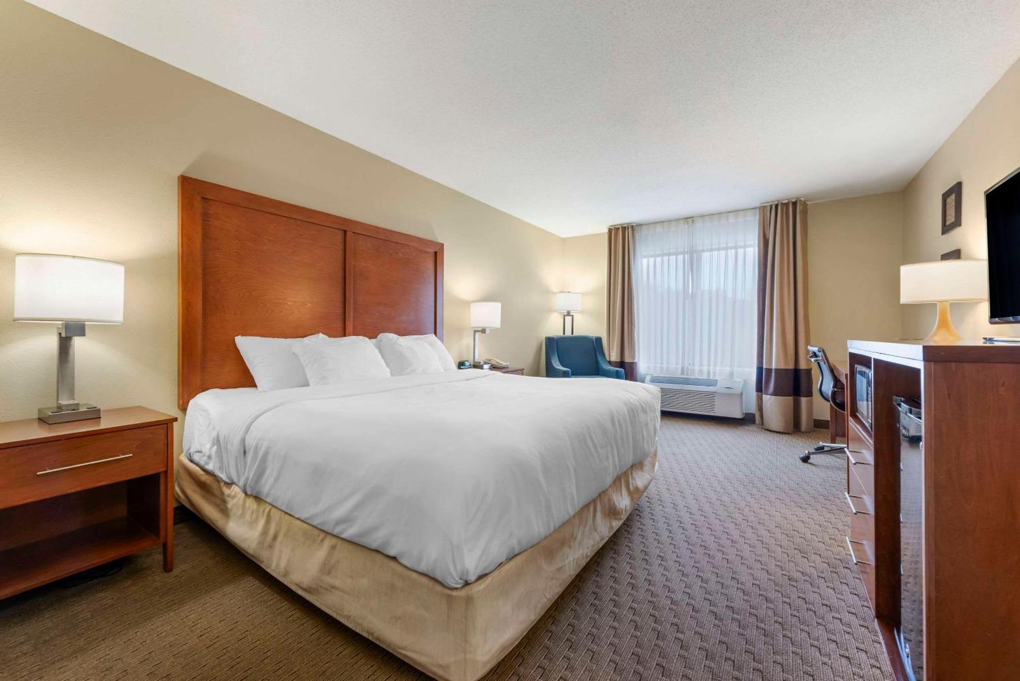 Comfort Inn & Suites Black River Falls I-94 Eksteriør bilde