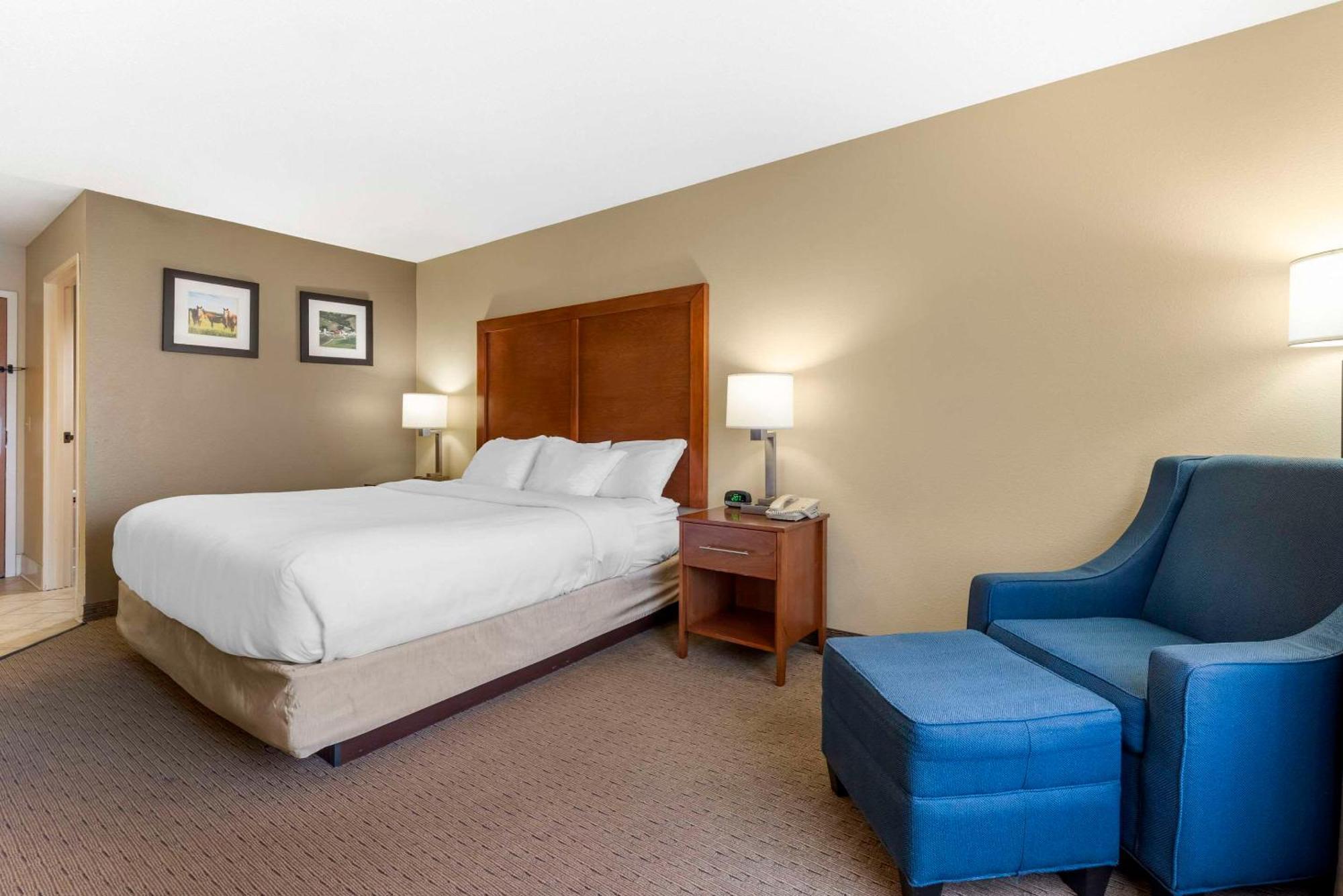 Comfort Inn & Suites Black River Falls I-94 Eksteriør bilde