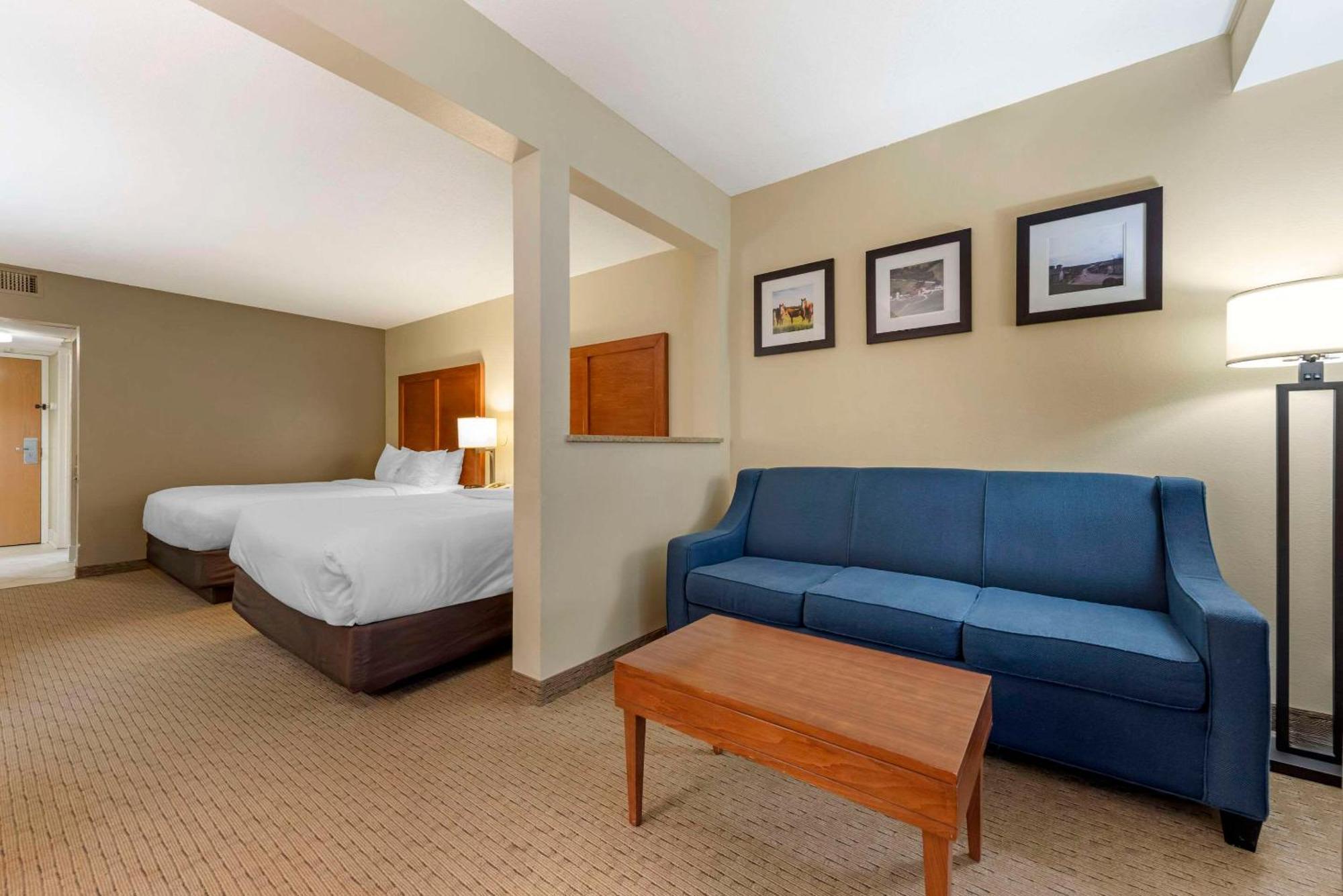Comfort Inn & Suites Black River Falls I-94 Eksteriør bilde